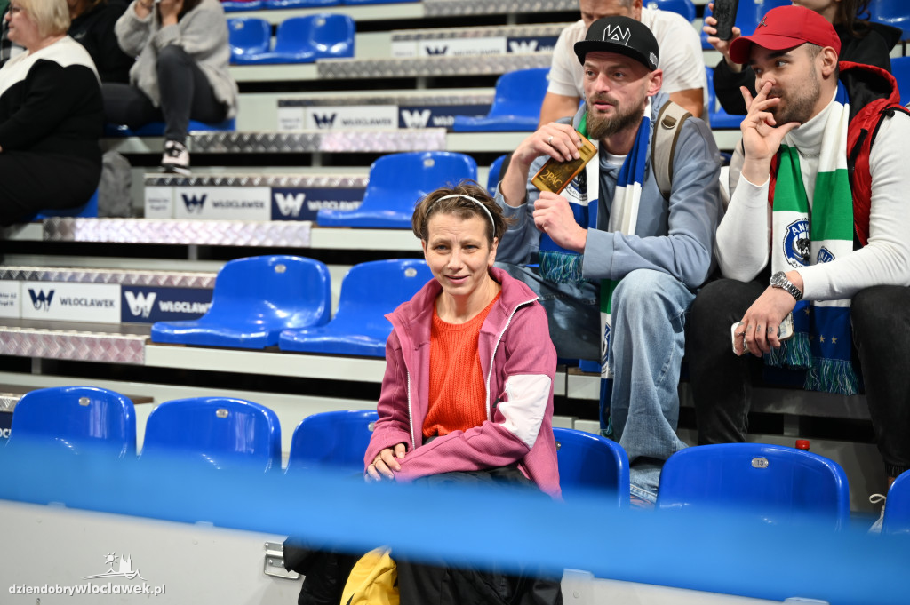  Anwil Włocławek gra z MKS-em Dąbrowa Górnicza