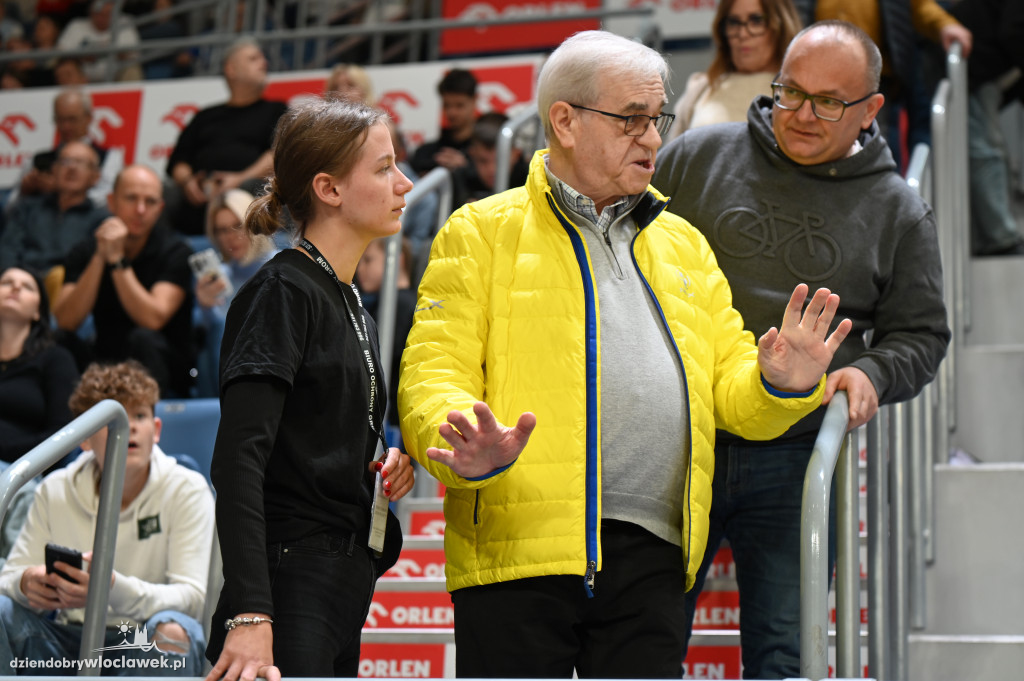  Anwil Włocławek gra z MKS-em Dąbrowa Górnicza