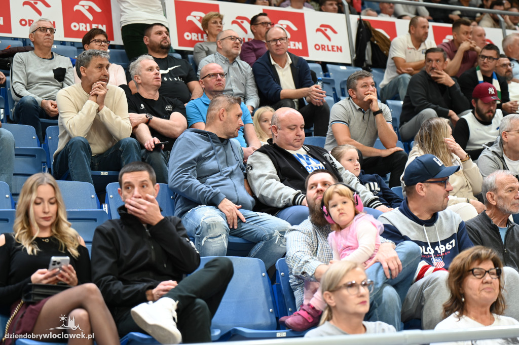  Anwil Włocławek gra z MKS-em Dąbrowa Górnicza