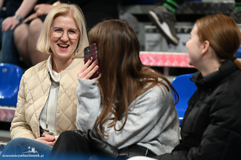  Anwil Włocławek gra z MKS-em Dąbrowa Górnicza