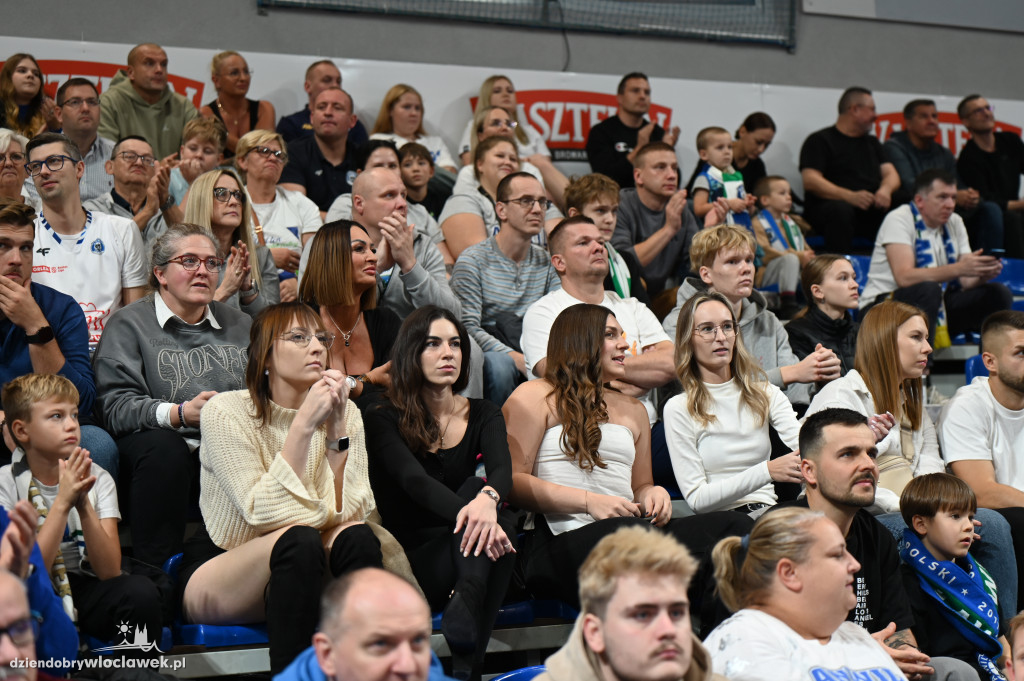  Anwil Włocławek gra z MKS-em Dąbrowa Górnicza
