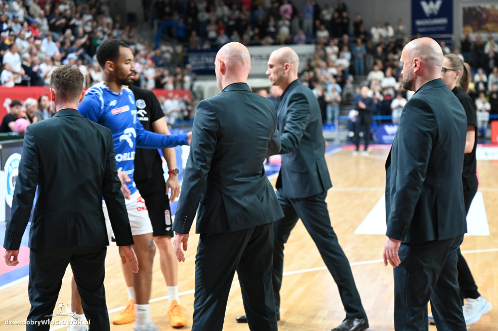 Anwil Włocławek gra z MKS-em Dąbrowa Górnicza