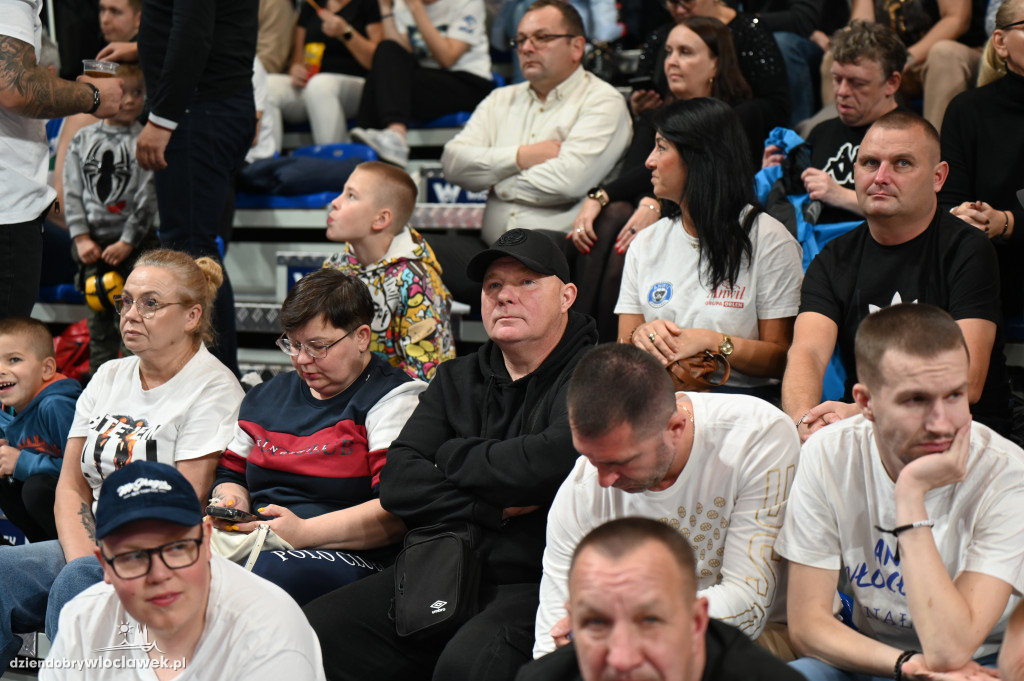  Anwil Włocławek gra z MKS-em Dąbrowa Górnicza
