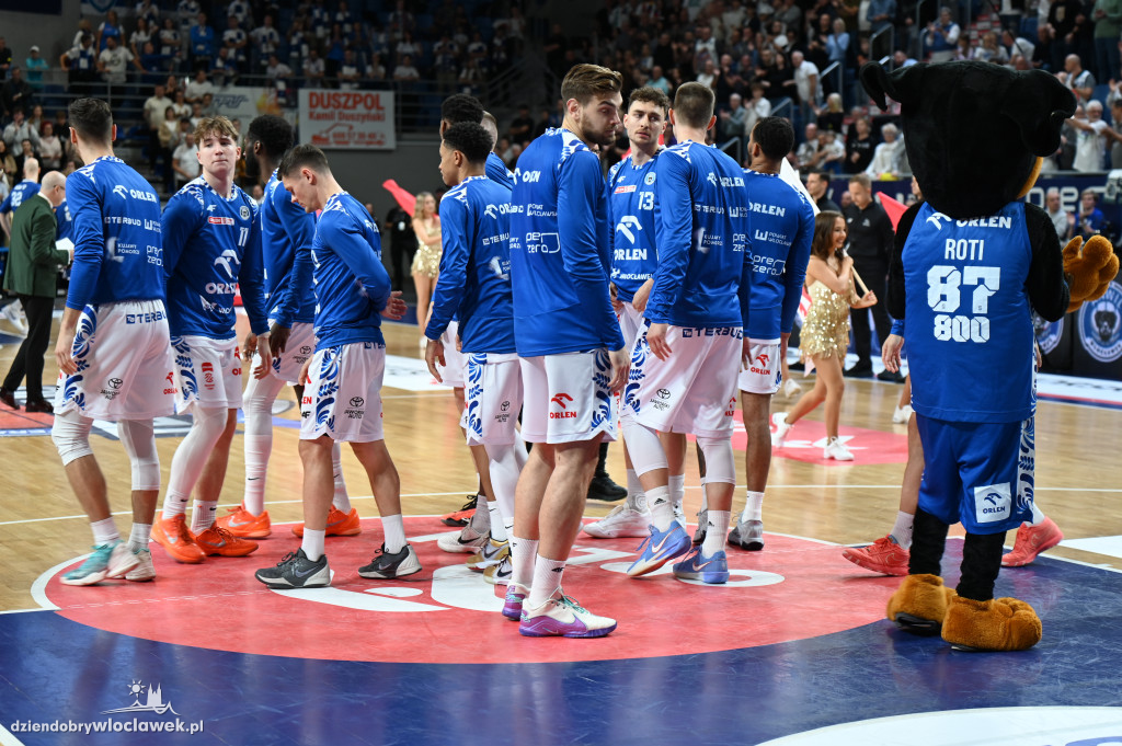  Anwil Włocławek gra z MKS-em Dąbrowa Górnicza