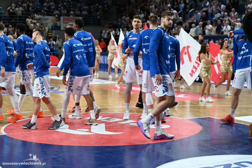  Anwil Włocławek gra z MKS-em Dąbrowa Górnicza