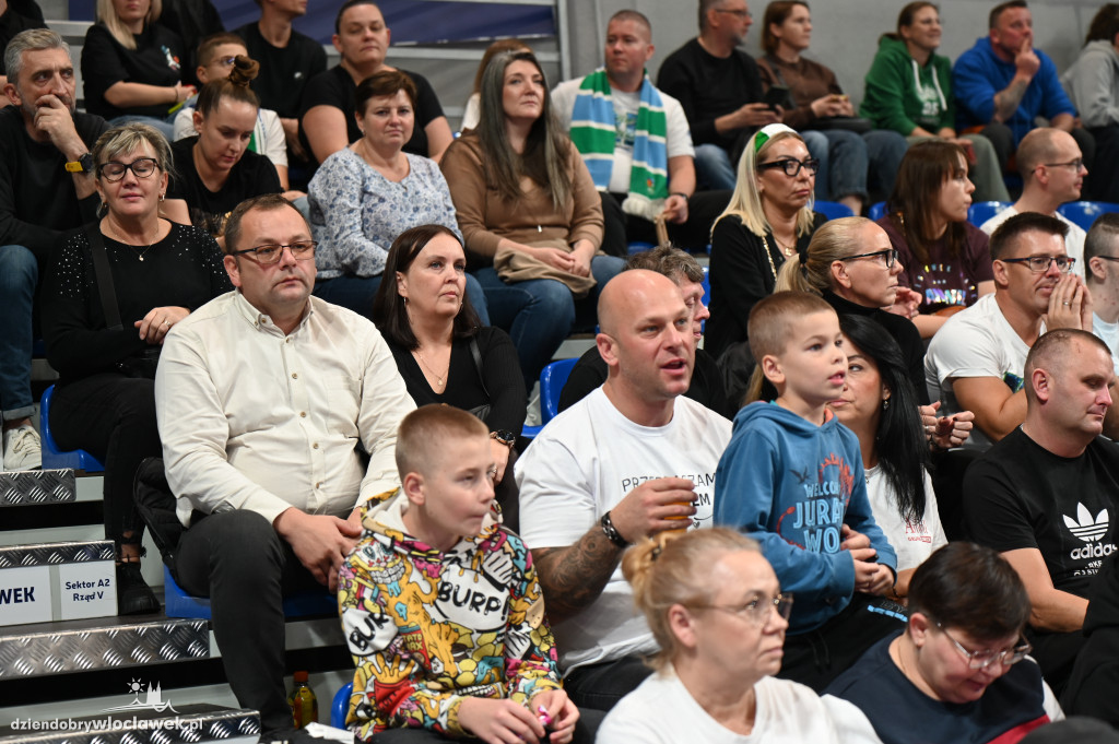  Anwil Włocławek gra z MKS-em Dąbrowa Górnicza