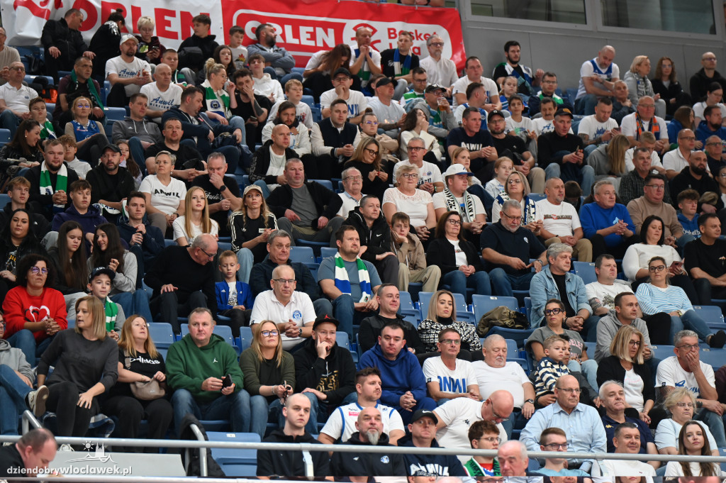  Anwil Włocławek gra z MKS-em Dąbrowa Górnicza