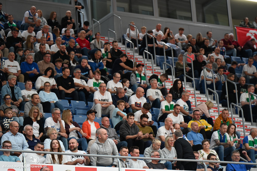  Anwil Włocławek gra z MKS-em Dąbrowa Górnicza