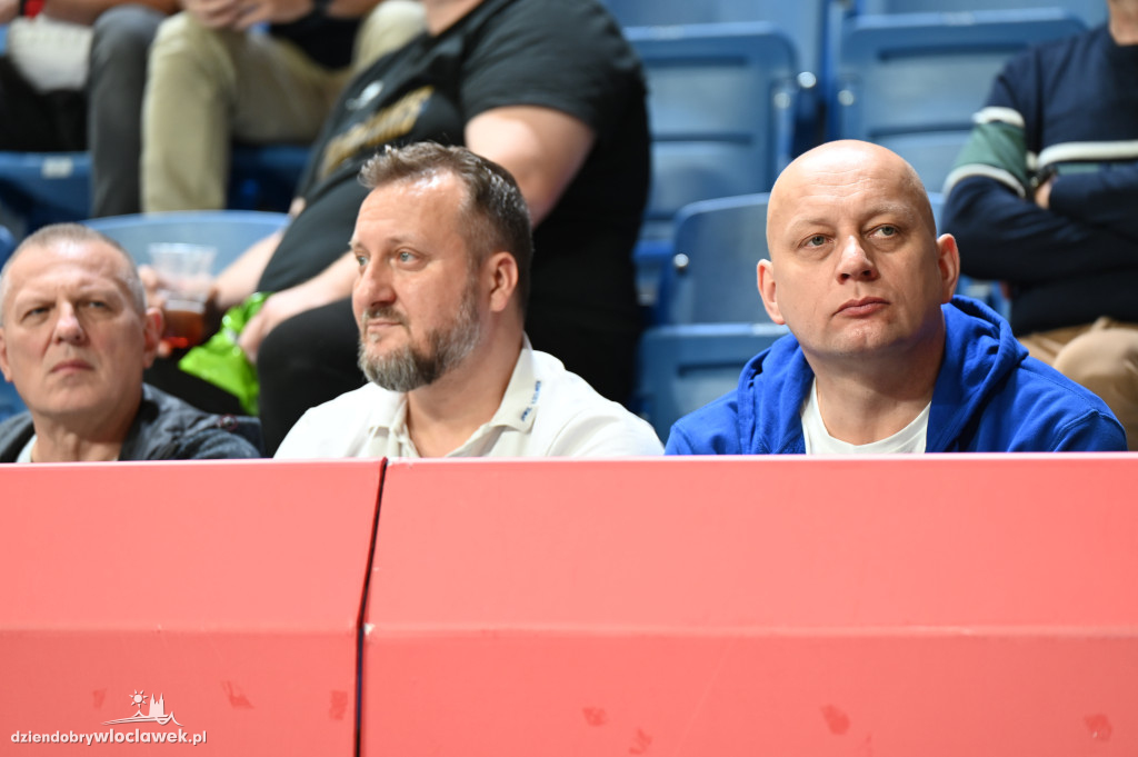  Anwil Włocławek gra z MKS-em Dąbrowa Górnicza