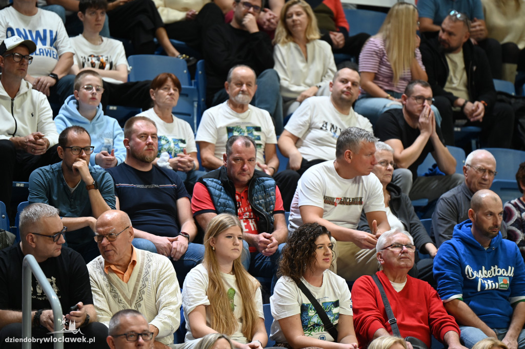  Anwil Włocławek gra z MKS-em Dąbrowa Górnicza