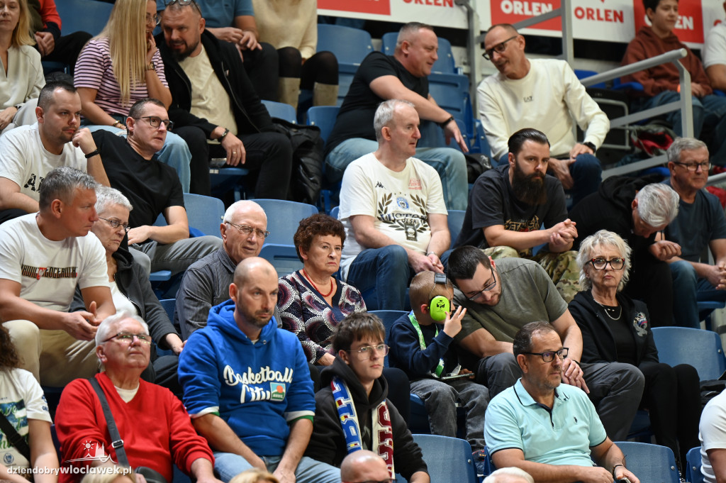  Anwil Włocławek gra z MKS-em Dąbrowa Górnicza