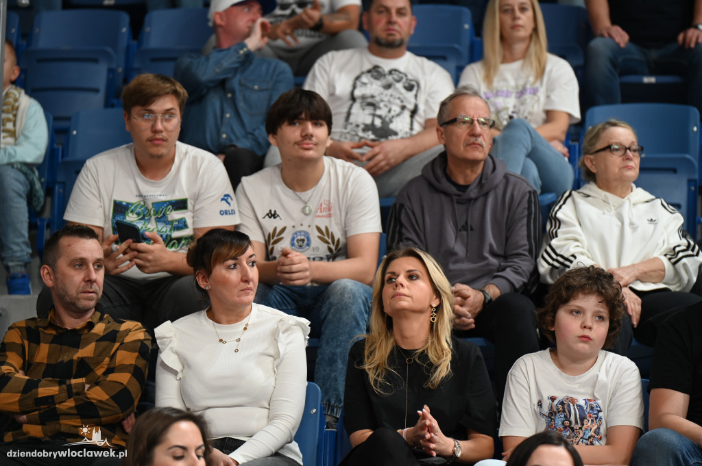  Anwil Włocławek gra z MKS-em Dąbrowa Górnicza
