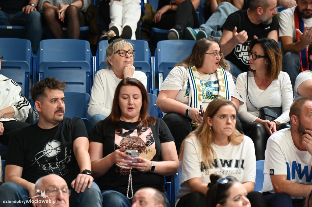  Anwil Włocławek gra z MKS-em Dąbrowa Górnicza