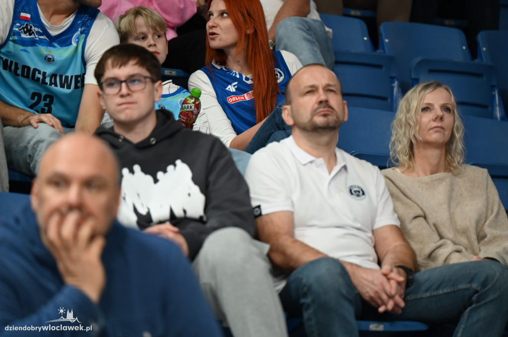  Anwil Włocławek gra z MKS-em Dąbrowa Górnicza