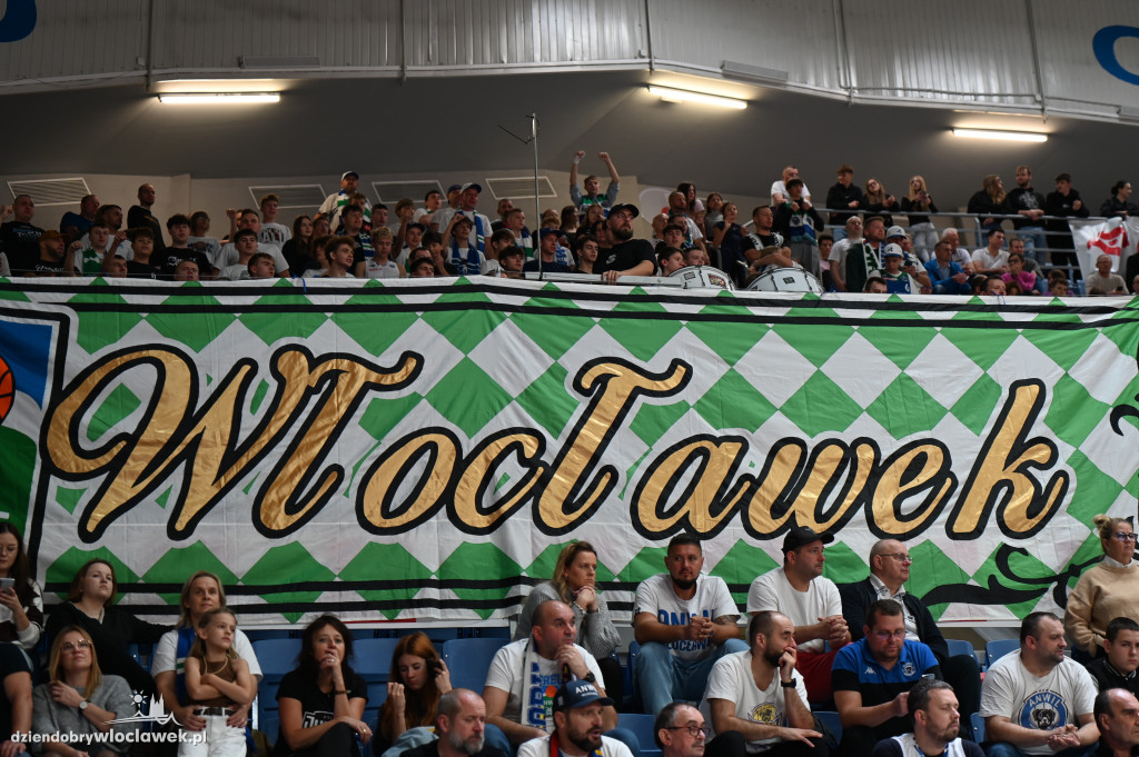  Anwil Włocławek gra z MKS-em Dąbrowa Górnicza