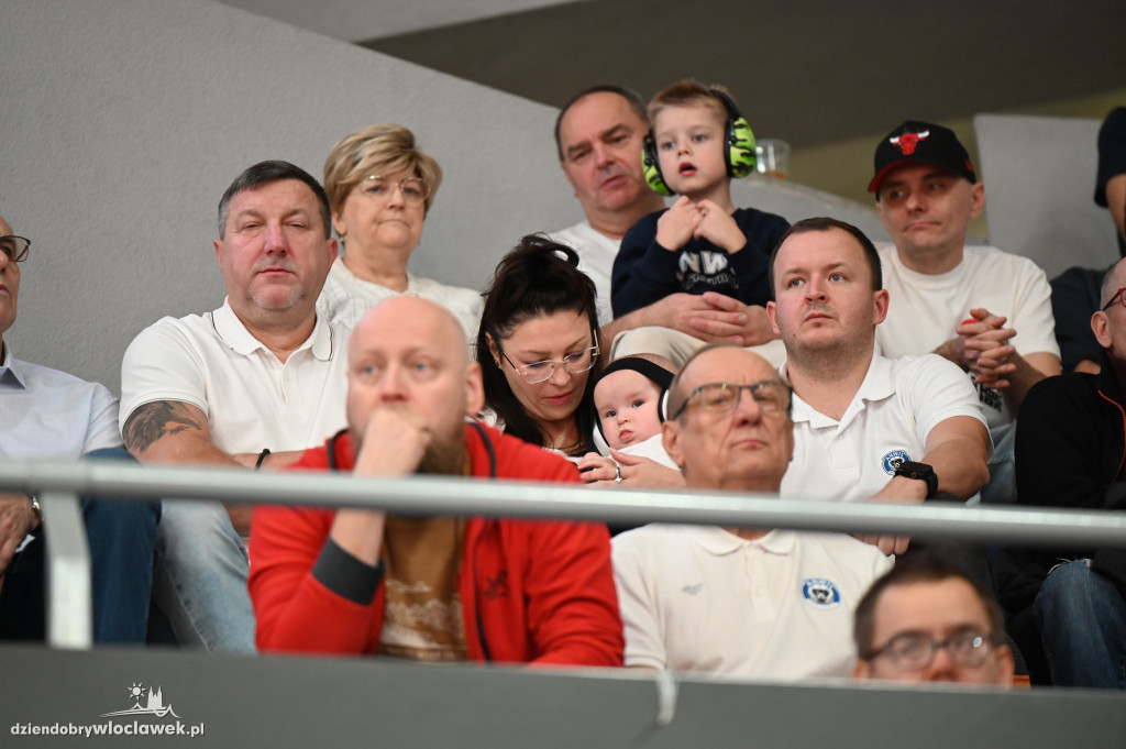  Anwil Włocławek gra z MKS-em Dąbrowa Górnicza