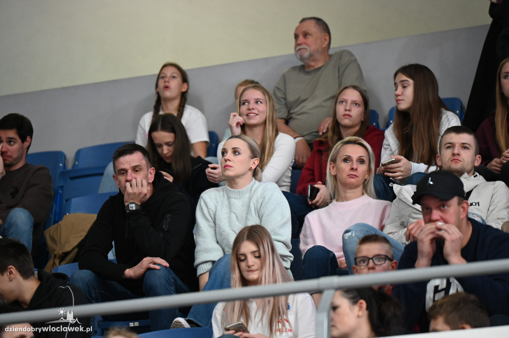  Anwil Włocławek gra z MKS-em Dąbrowa Górnicza