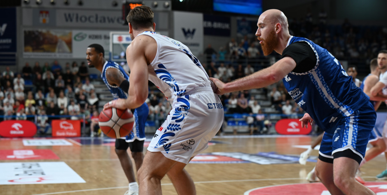  Anwil Włocławek gra z MKS-em Dąbrowa Górnicza