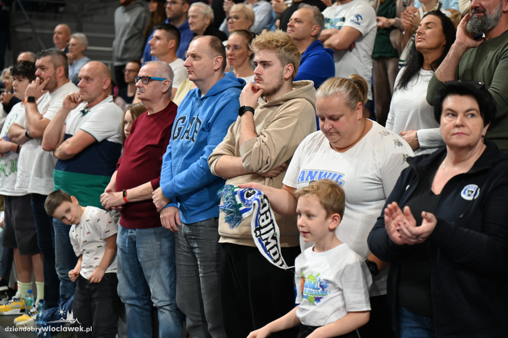  Anwil Włocławek gra z MKS-em Dąbrowa Górnicza