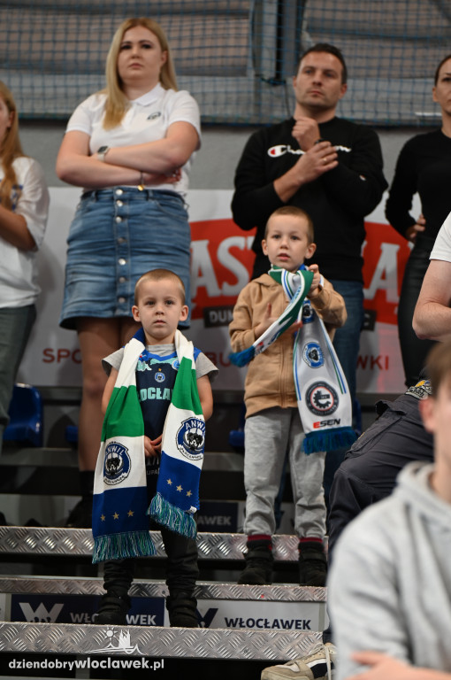  Anwil Włocławek gra z MKS-em Dąbrowa Górnicza