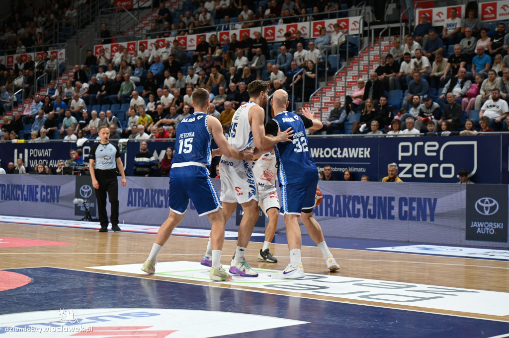  Anwil Włocławek gra z MKS-em Dąbrowa Górnicza