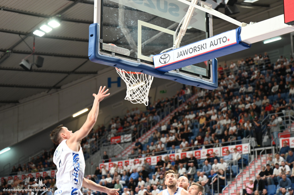  Anwil Włocławek gra z MKS-em Dąbrowa Górnicza