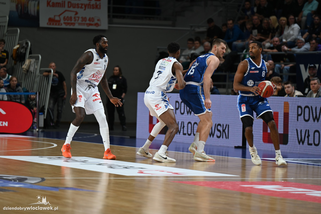  Anwil Włocławek gra z MKS-em Dąbrowa Górnicza