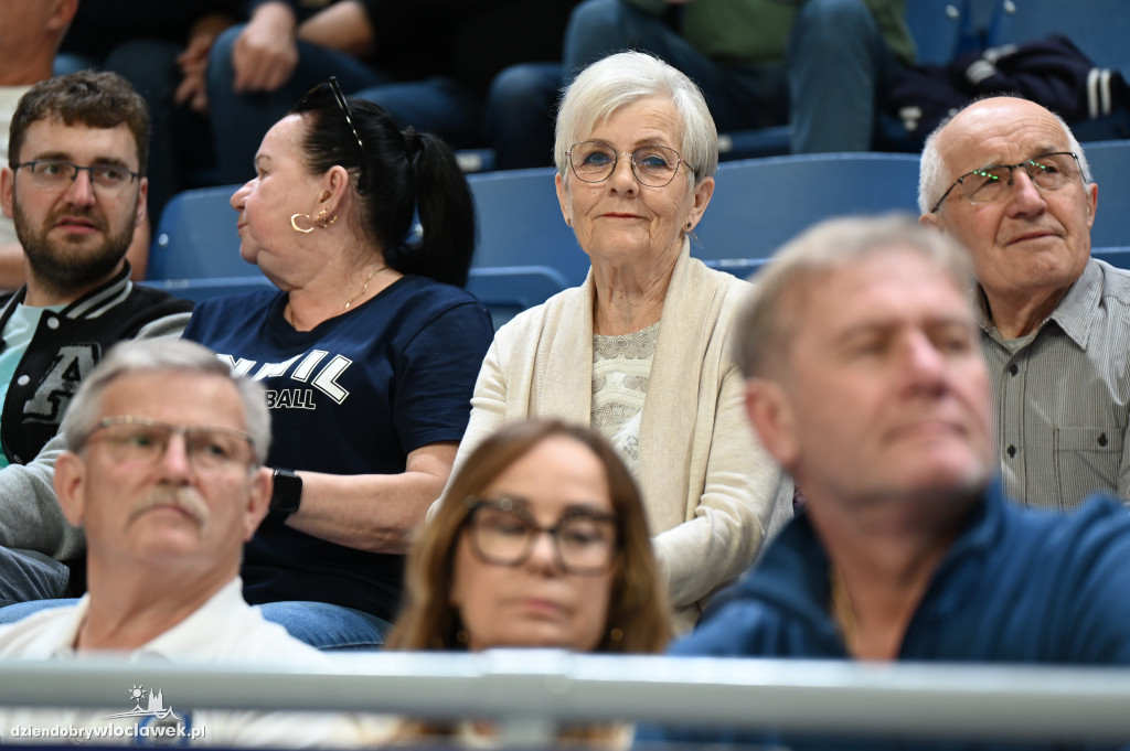 Anwil Włocławek gra z MKS-em Dąbrowa Górnicza