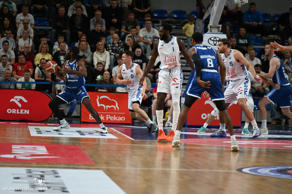  Anwil Włocławek gra z MKS-em Dąbrowa Górnicza