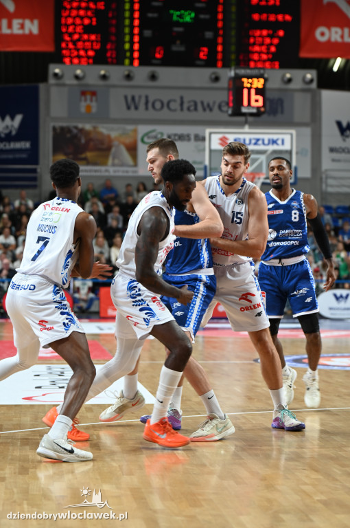 Anwil Włocławek gra z MKS-em Dąbrowa Górnicza