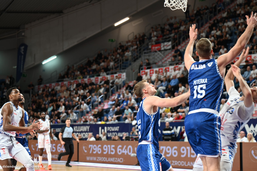  Anwil Włocławek gra z MKS-em Dąbrowa Górnicza