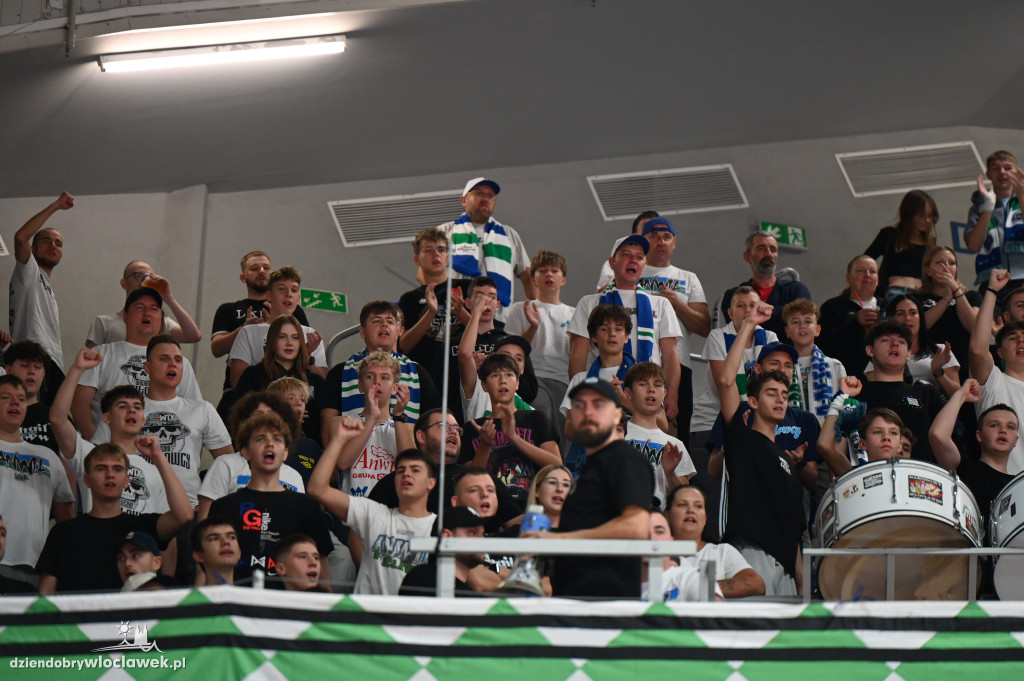  Anwil Włocławek gra z MKS-em Dąbrowa Górnicza