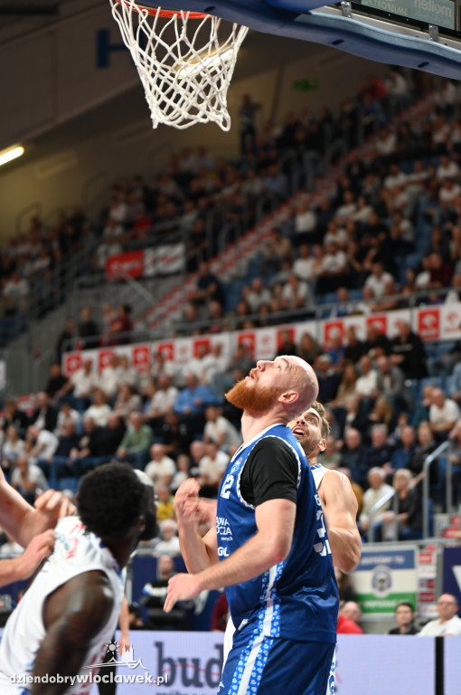 Anwil Włocławek gra z MKS-em Dąbrowa Górnicza