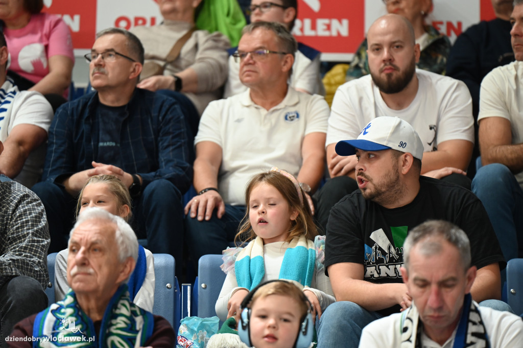  Anwil Włocławek gra z MKS-em Dąbrowa Górnicza