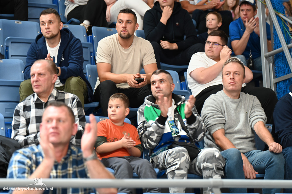  Anwil Włocławek gra z MKS-em Dąbrowa Górnicza