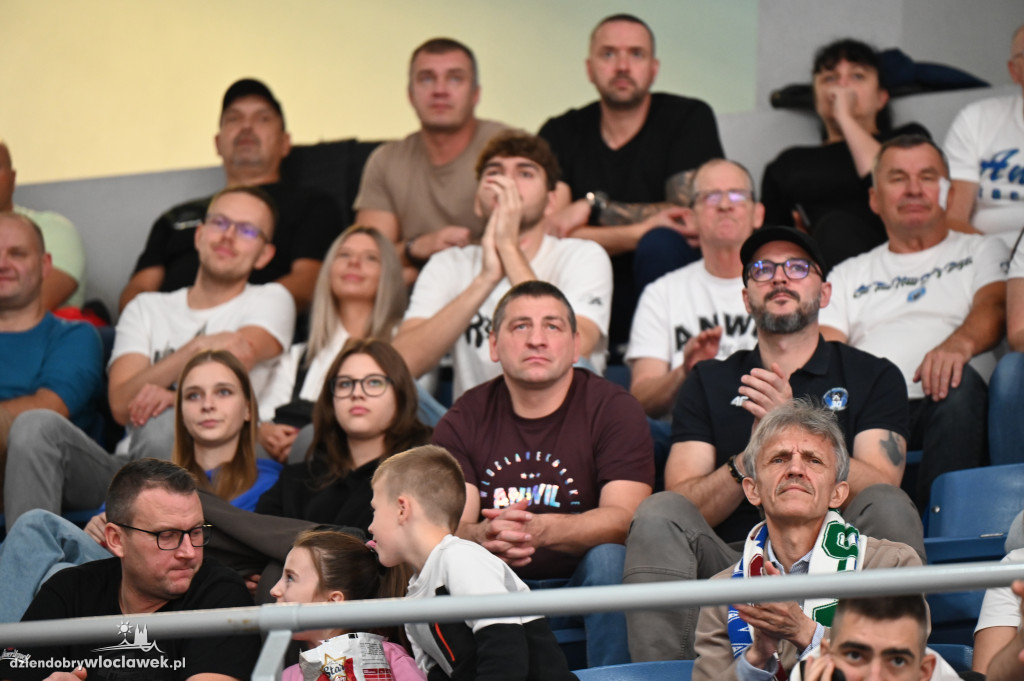  Anwil Włocławek gra z MKS-em Dąbrowa Górnicza