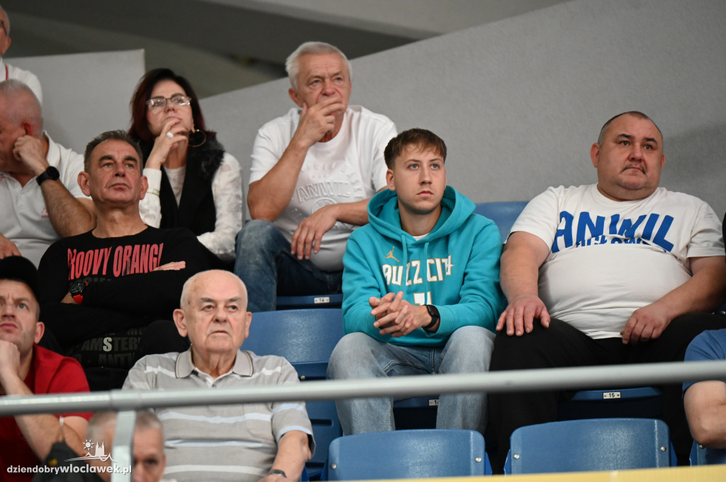  Anwil Włocławek gra z MKS-em Dąbrowa Górnicza