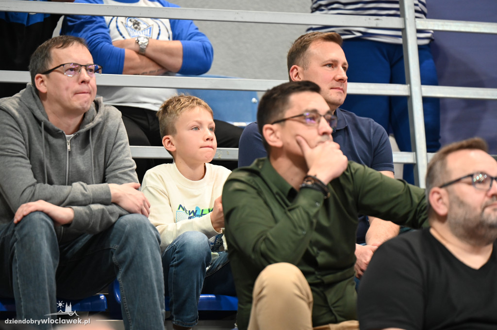  Anwil Włocławek gra z MKS-em Dąbrowa Górnicza