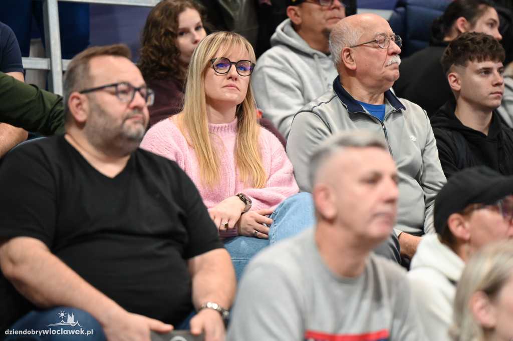 Anwil Włocławek gra z MKS-em Dąbrowa Górnicza