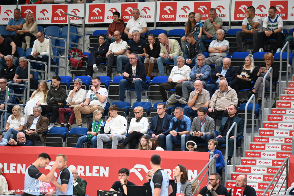  Anwil Włocławek gra z MKS-em Dąbrowa Górnicza