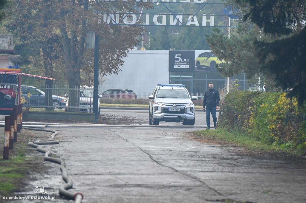 Z hali przy ul. Toruńskiej zostały zgliszcza
