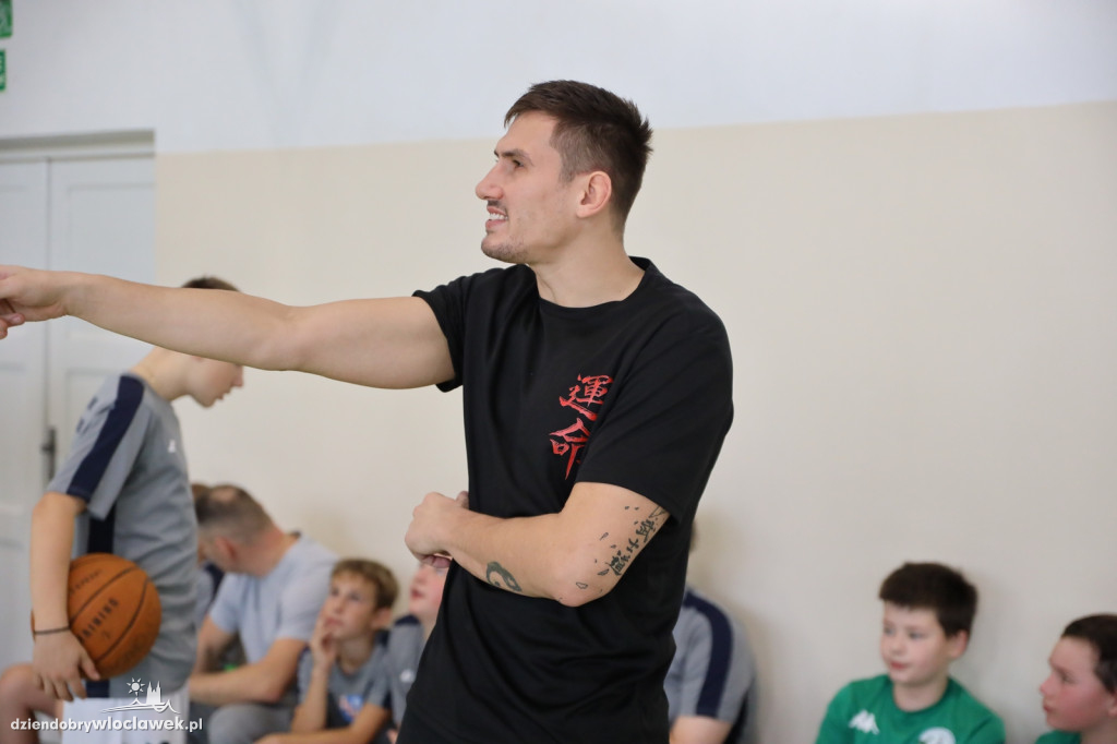 Basketball Challenge w SP w Wieńcu