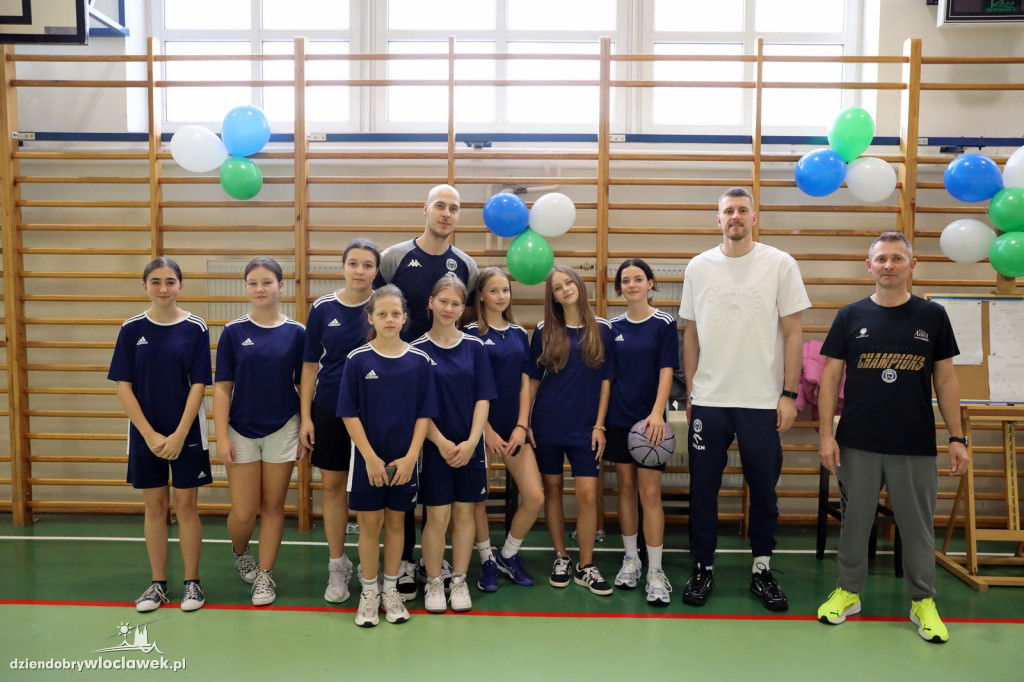 Basketball Challenge w SP w Wieńcu