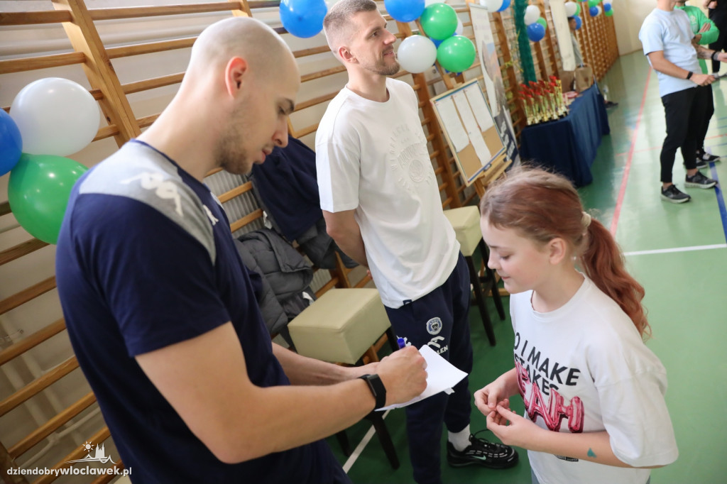 Basketball Challenge w SP w Wieńcu