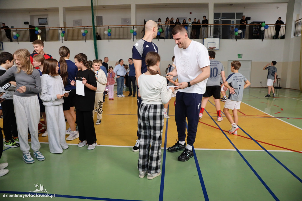 Basketball Challenge w SP w Wieńcu