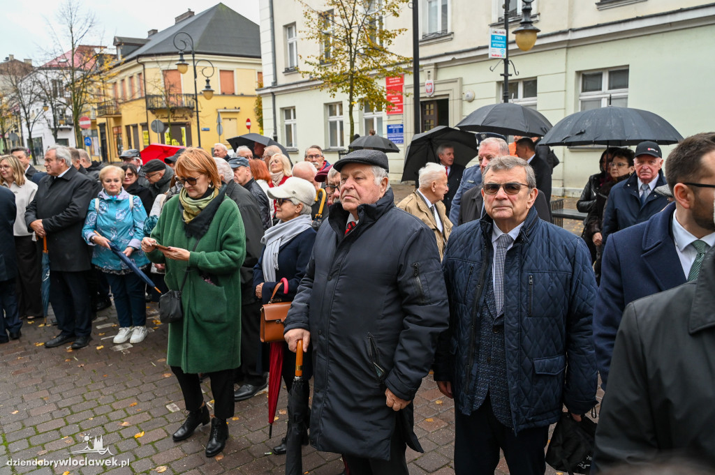 Odsłonięcie tablicy - 50-lecie woj. włocławskiego