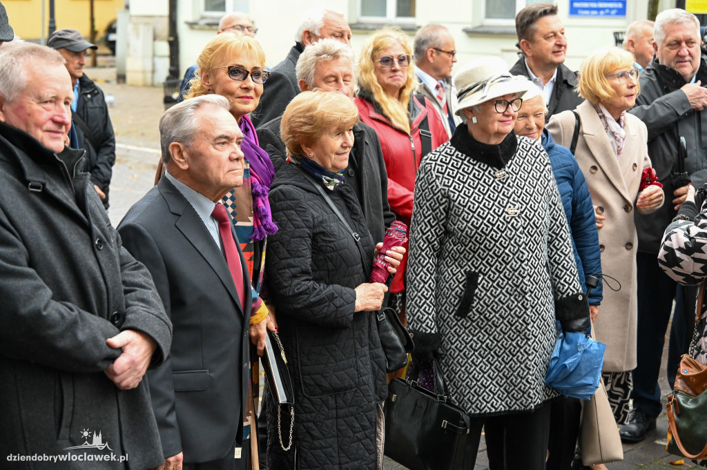 Odsłonięcie tablicy - 50-lecie woj. włocławskiego