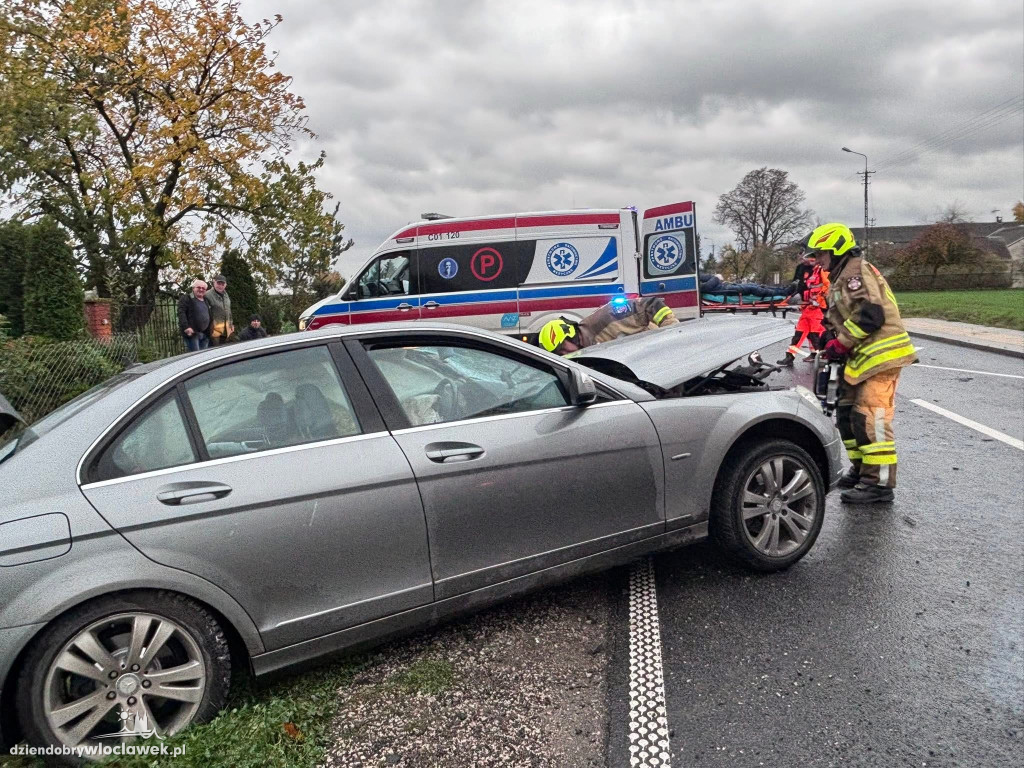 Wypadek na DW270 w Rzadkiej Woli