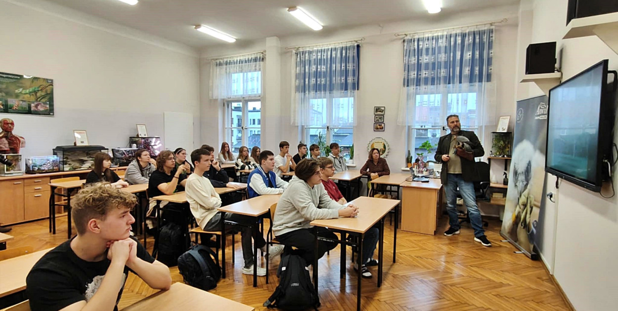 Spotkanie z Sokolnikiem w LZK