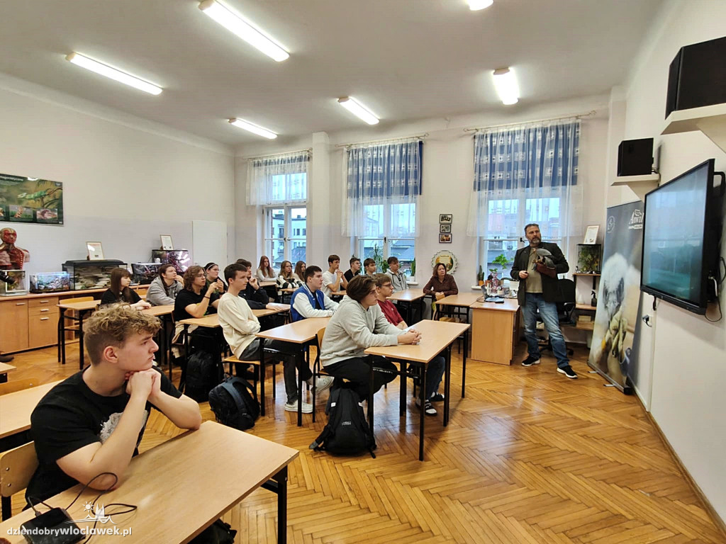 Spotkanie z Sokolnikiem w LZK